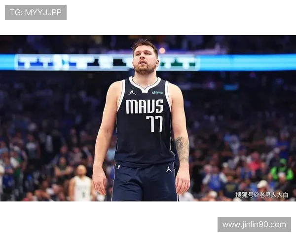 东契奇与杰里韦斯特为核心 湖人后卫首战砍下30分两双成传奇新星